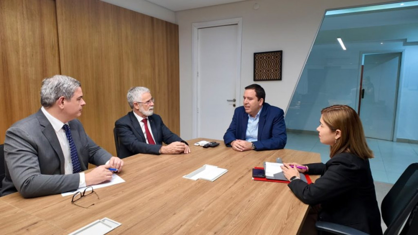 Paraguay y Brasil fortalecen agenda bilateral y afianzan cooperación turística 